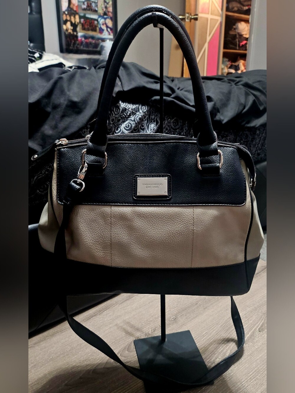 Tignanello Genuine Leather Shoulder Bag Purse Gray/Black